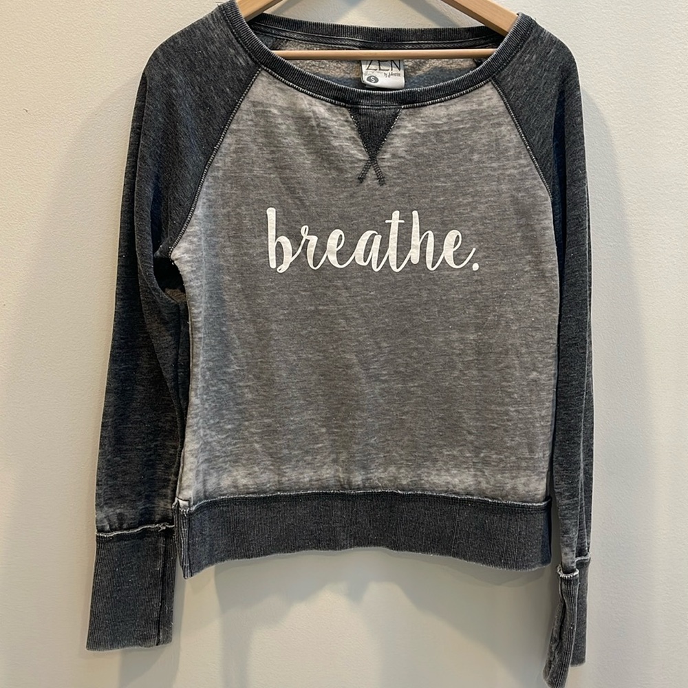 Zen crew neck sweatshirt size small S
